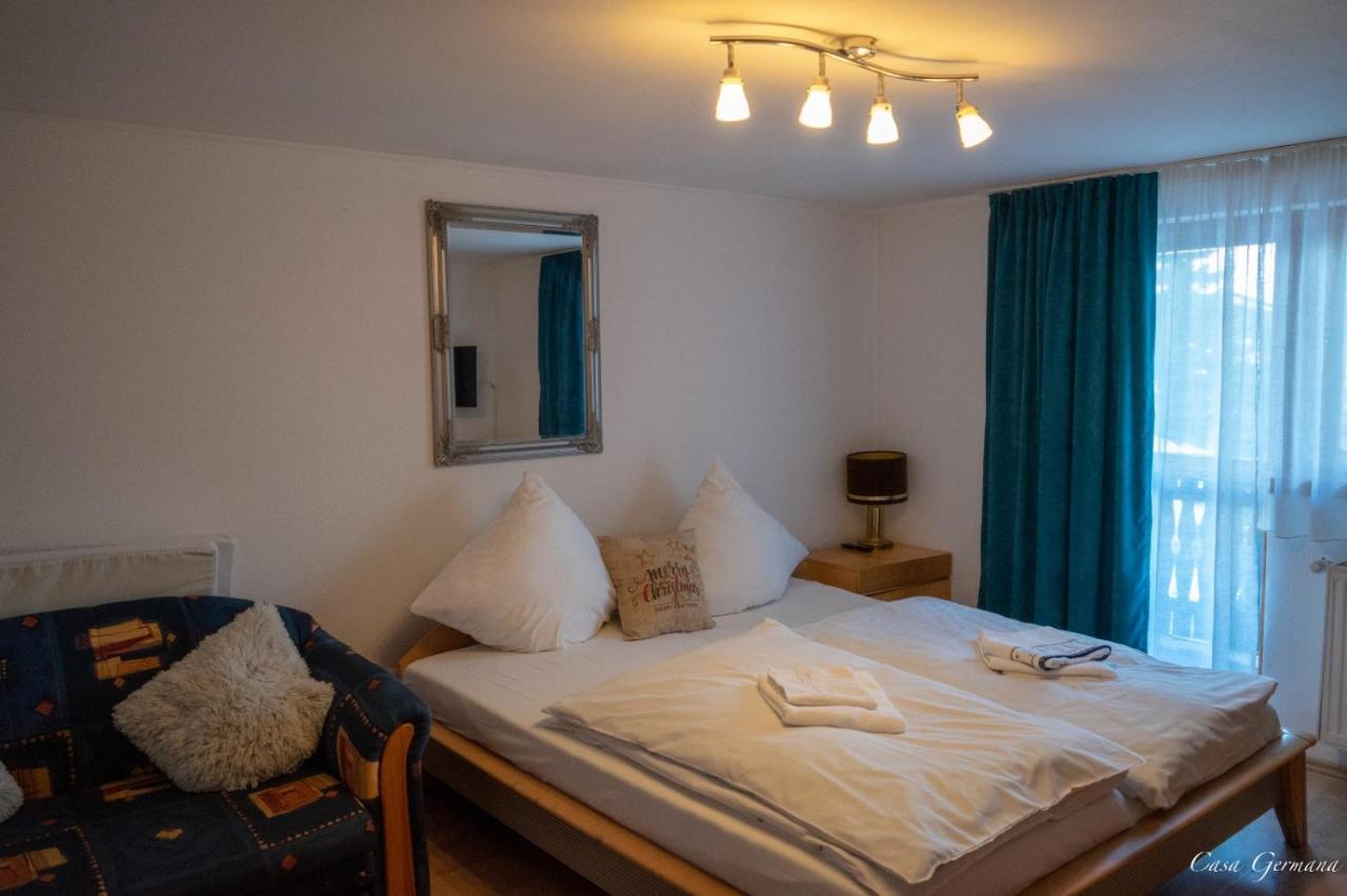 Casa Germana Hotel Lupeni  Екстериор снимка